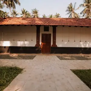 Front view of Kakkamvelly Sreekrishna Temple with Kerala-style tiled roof
